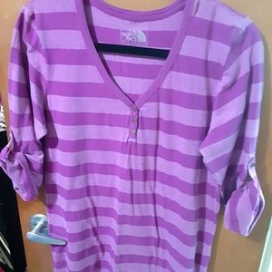 Womans NORTH FACE TOP